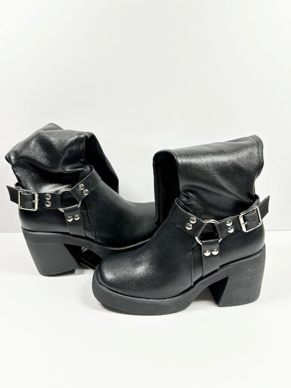Madden NYC Women's Tall Buckle Boots, Black, Size 6, Brand New With Box - Picture 3 of 16